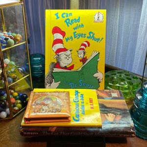 4 kids books /Curious George